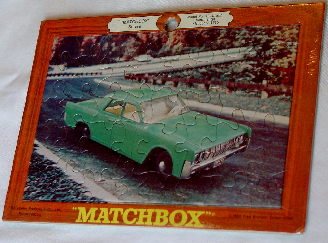Matchbox PUZZLE #31 Lincoln Continental SHRINK WRAP