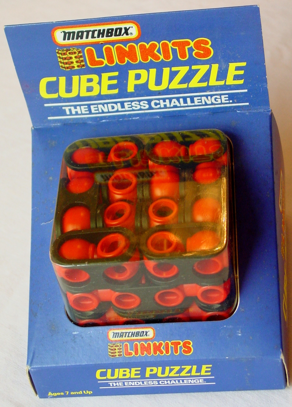 Matchbox LINKITS CUBE PUZZLE RED 11OZ