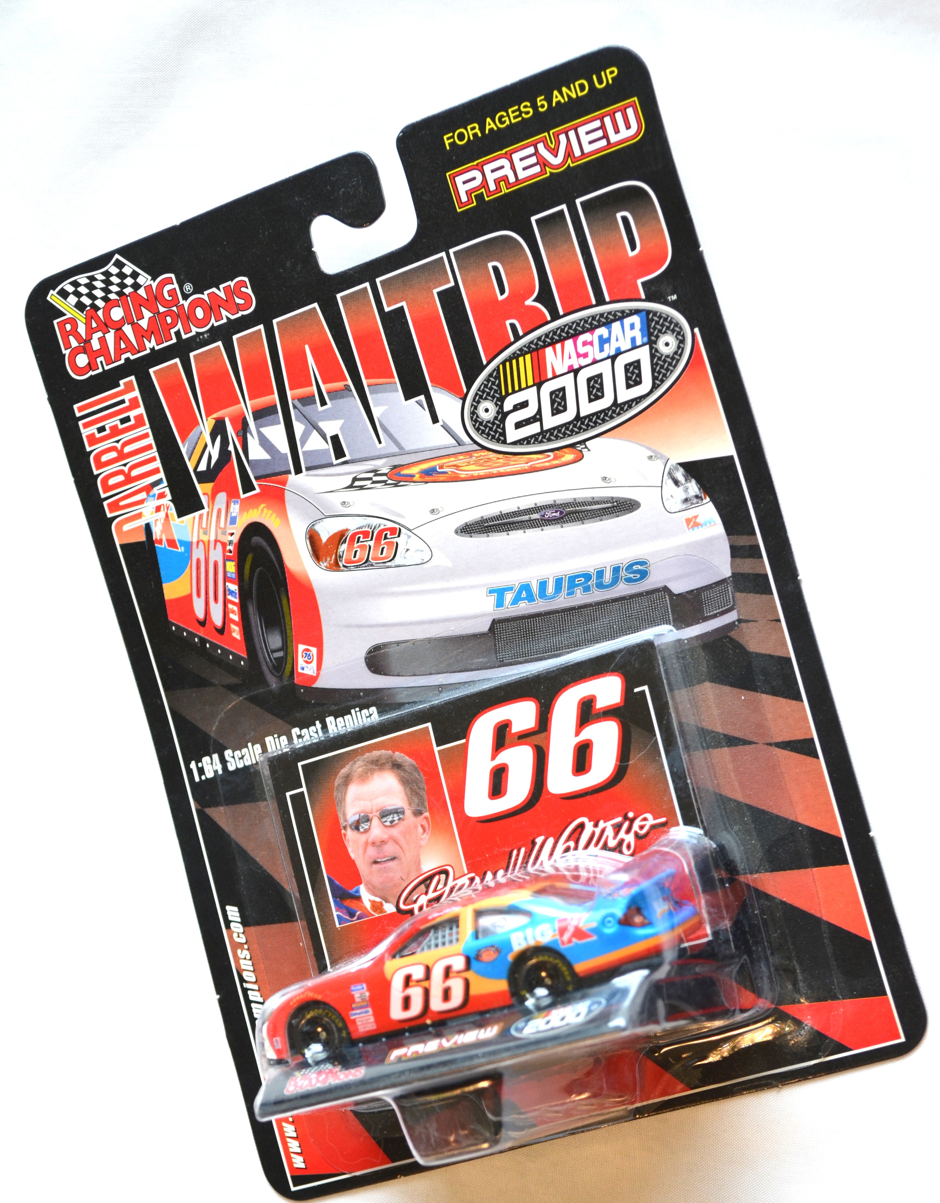 Racing Champions - NASCAR2000 D Waltrip 66 Route 66 Taurus