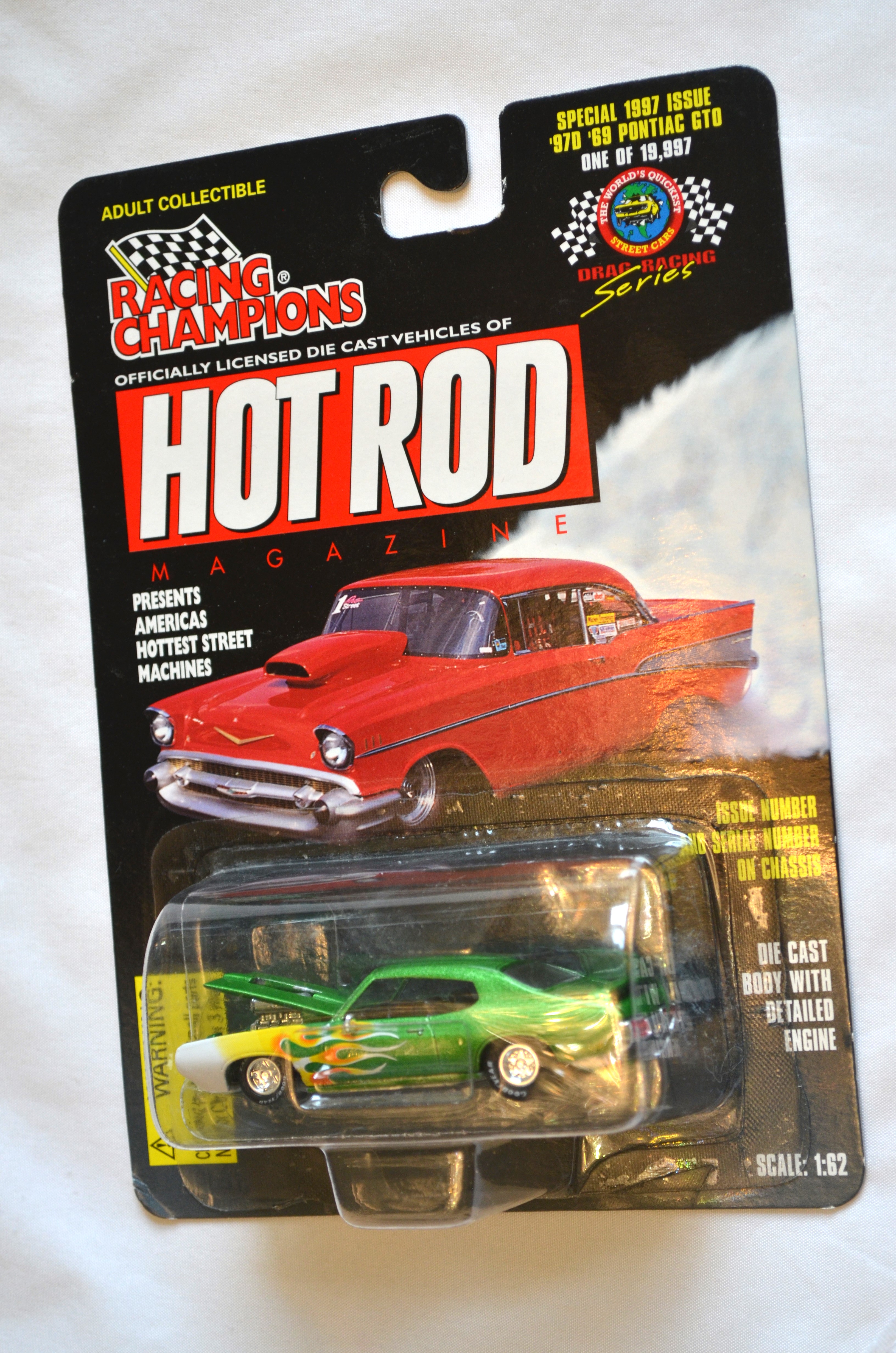 Racing Champions 97 D - HOTROD 69 GTO metallic Green 1/19997
