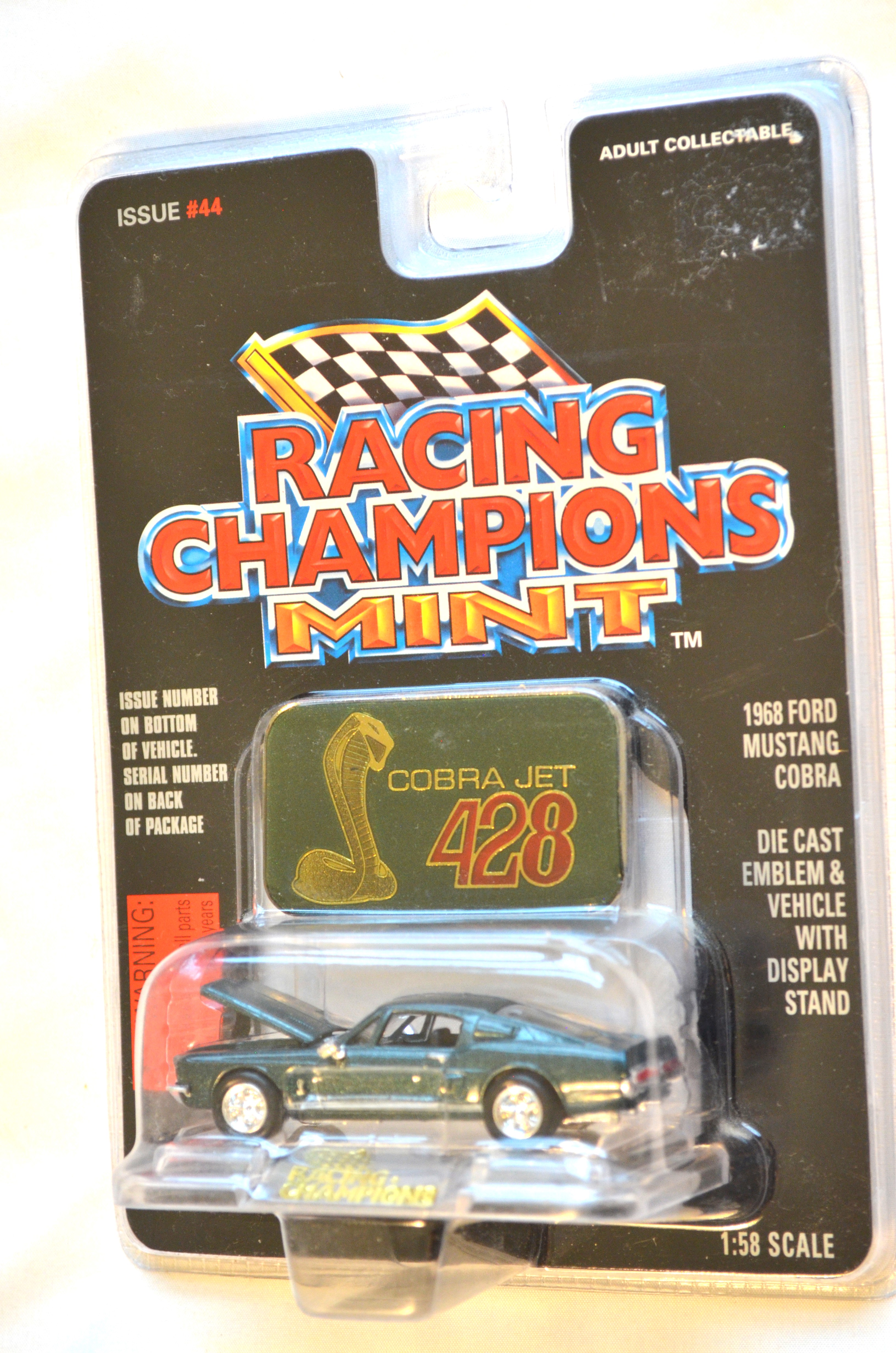 Racing Champions 44 - MINT 1968 Ford Mustang Cobra dark metallic Green