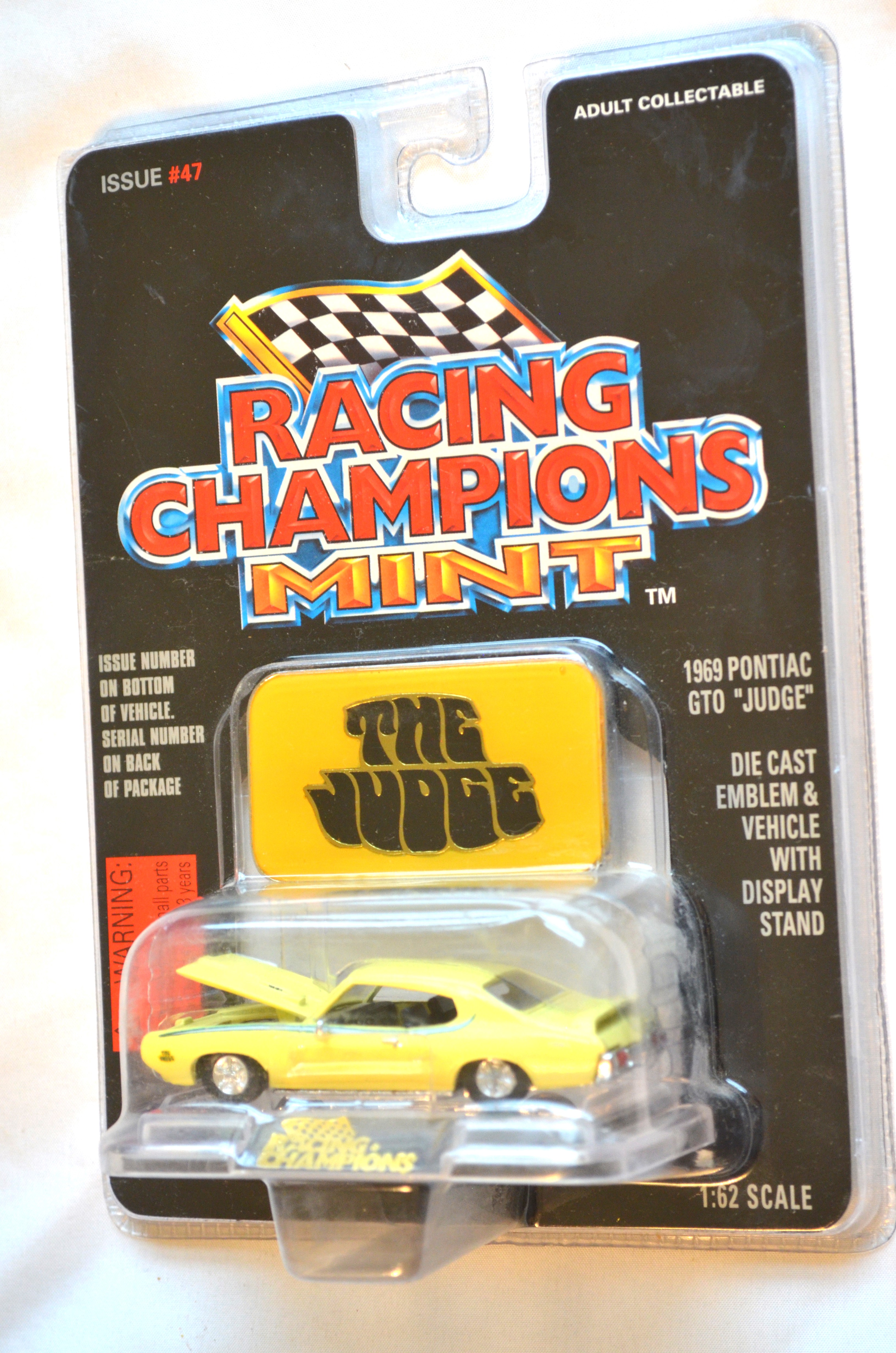 Racing Champions 47 - MINT 1969 Pontiac GTO Judge pale Yellow
