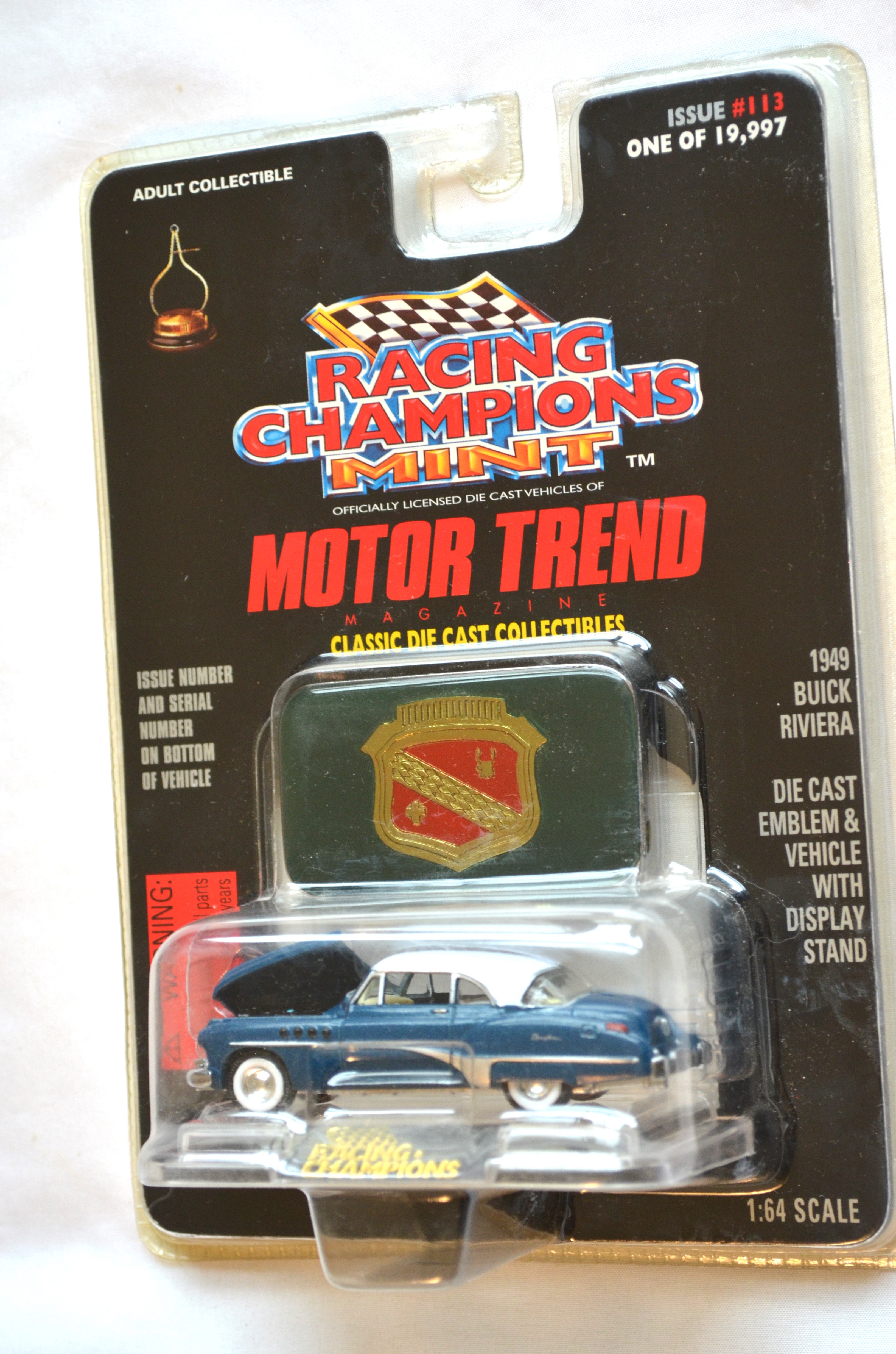 Racing Champions 113 - MOTOR TREND 1949 Buick Riviera Blue/White 1/19997