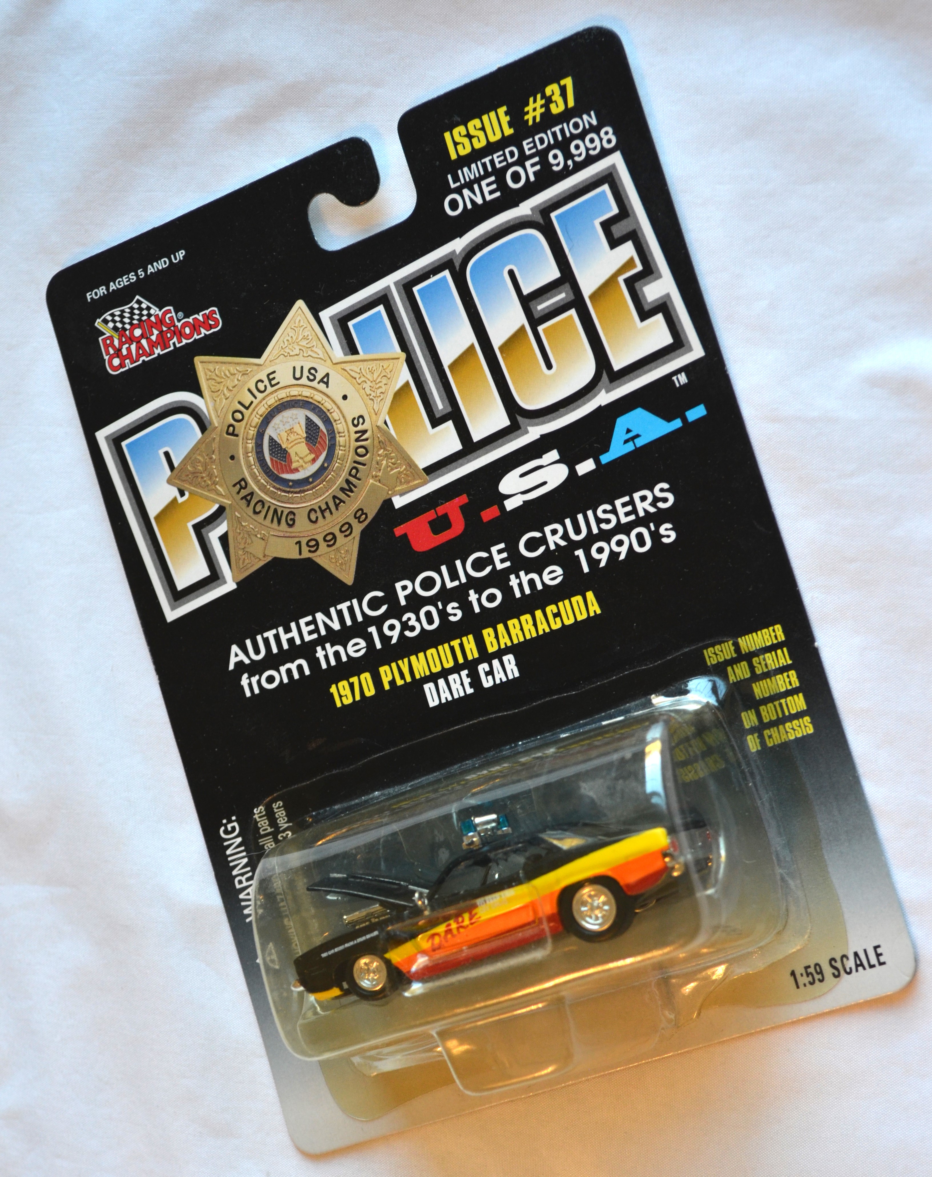Racing Champions - POLICE 37 70 Cuda DARE Black 1/9998