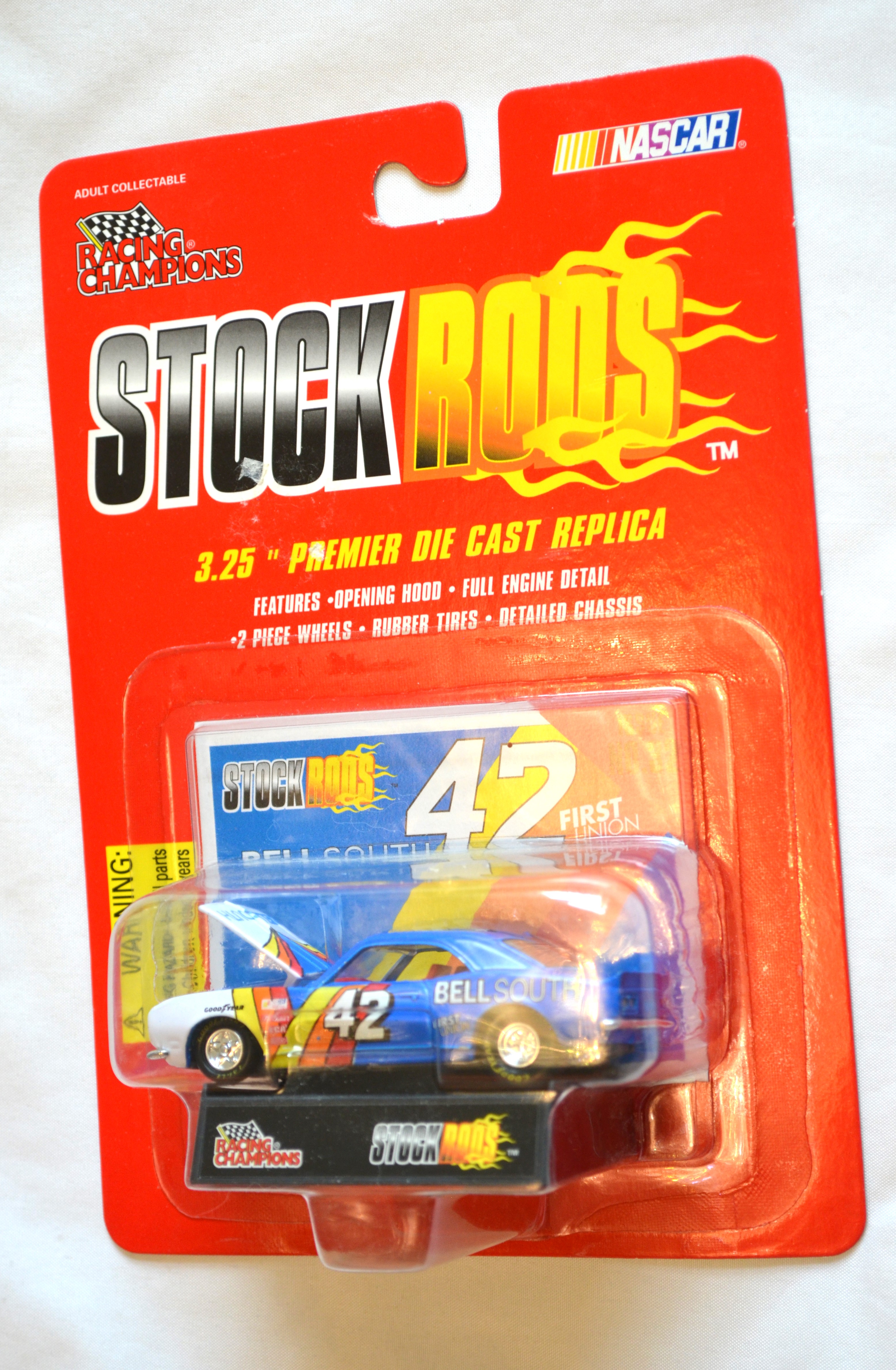 Racing Champions 32 - STOCKRODS Camaro 42 Nemechek Bellsouth Blue