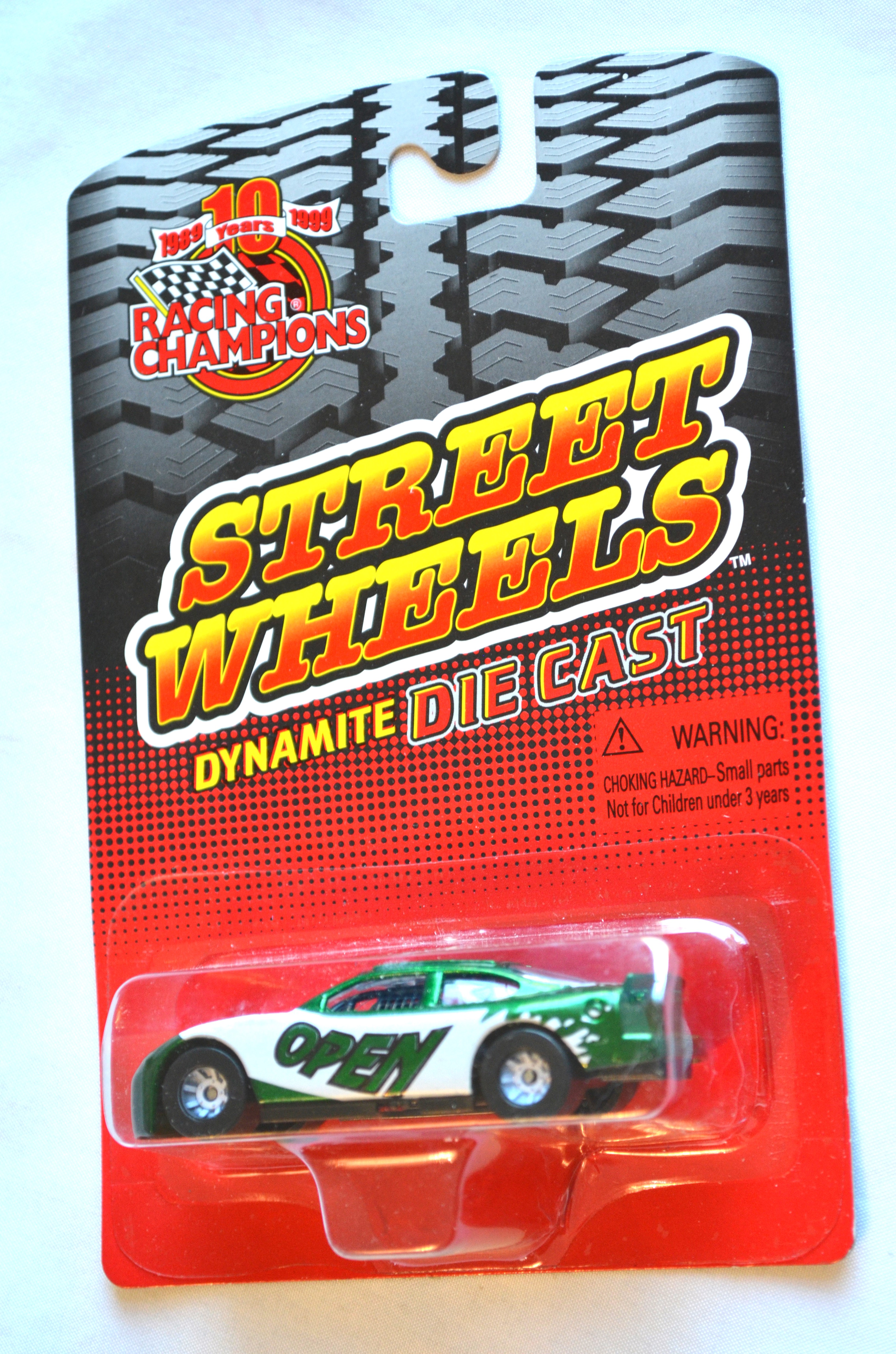 Racing Champions - STREETWHEELS Wide Open metallic Green/White