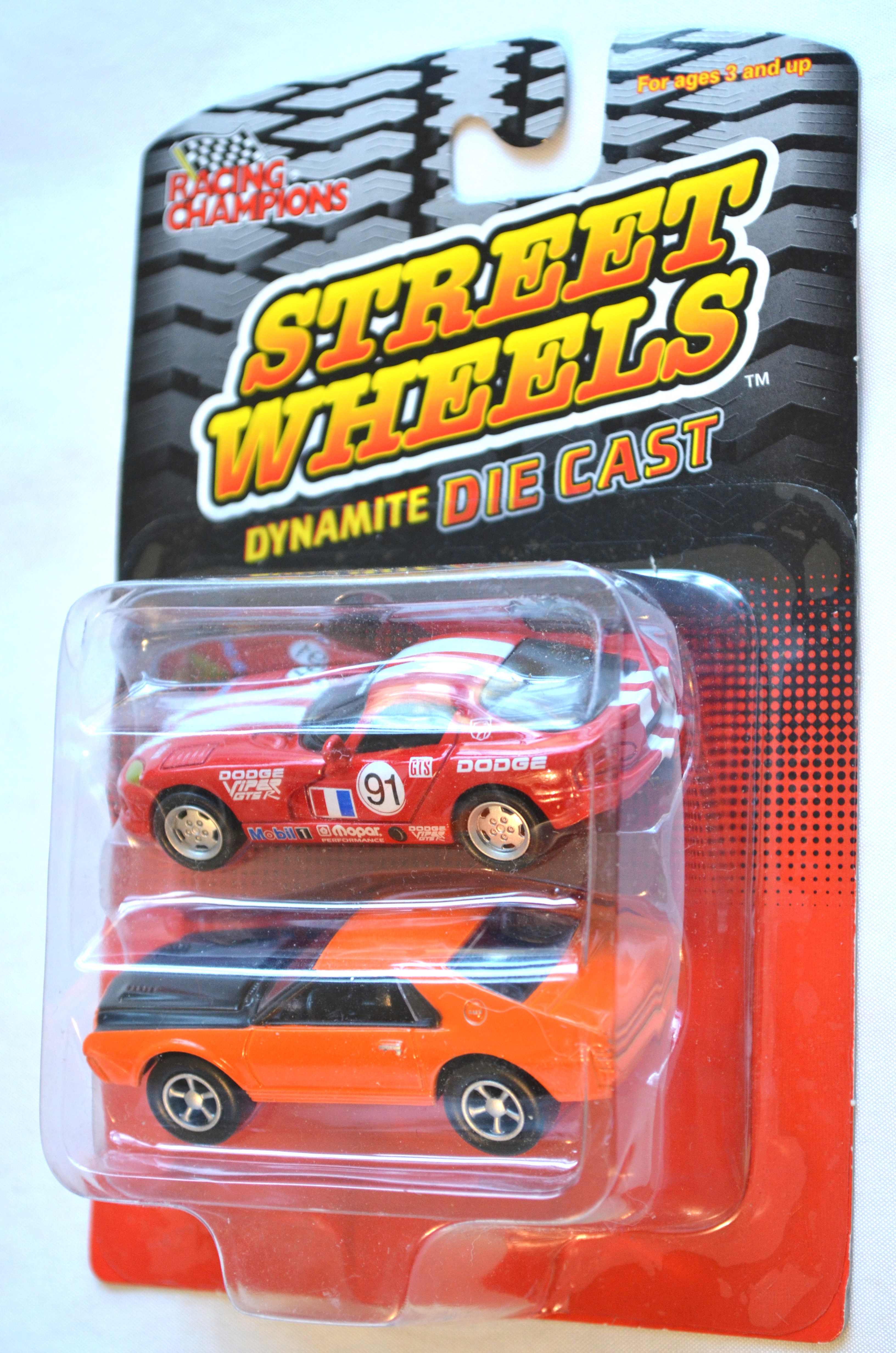 Racing Champions - STREETWHEELS 2-pk Viper Red and Javelin Orange