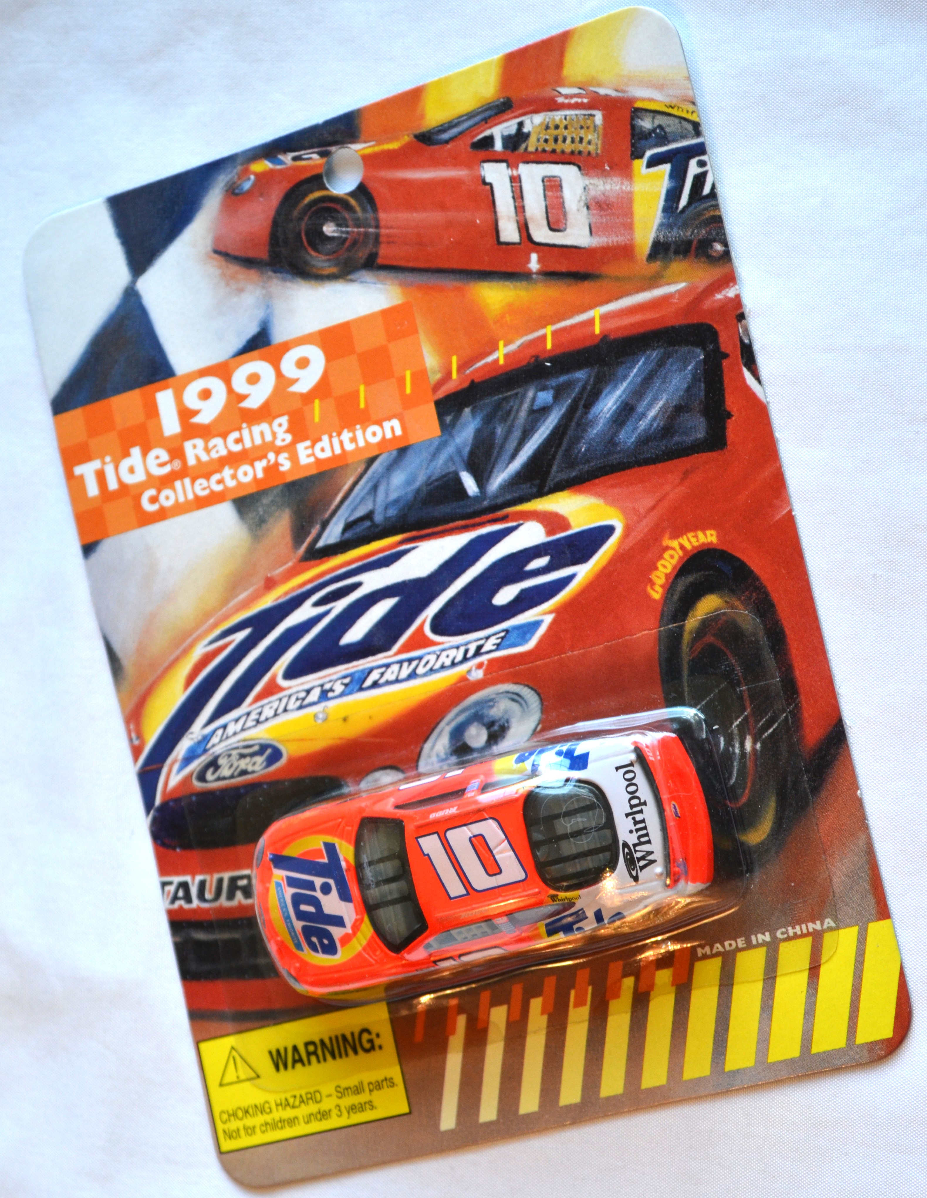Racing Champions - TIDERACING1999 10 Taurus flourescent Orange