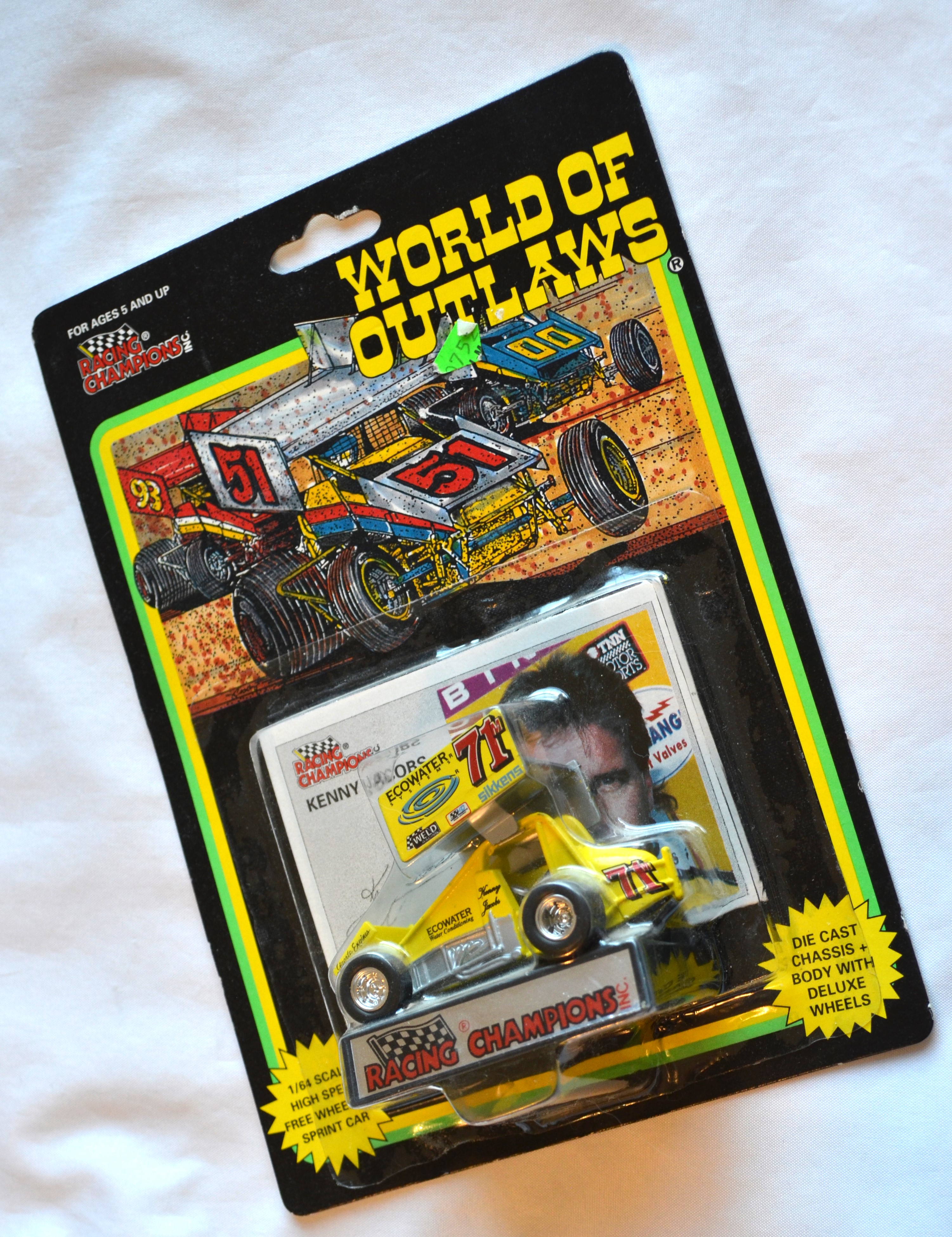 Racing Champions - WORLDofOUTLAWS Kenny Jacobs 71 Ecowater Yellow